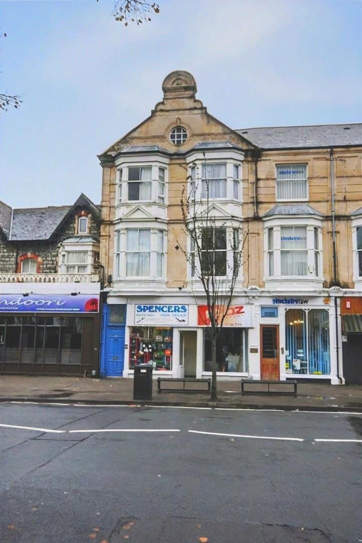 Apartment 2, 35, Windsor Terrace, Penarth, Vale Of Glamorgan, CF64 1AB